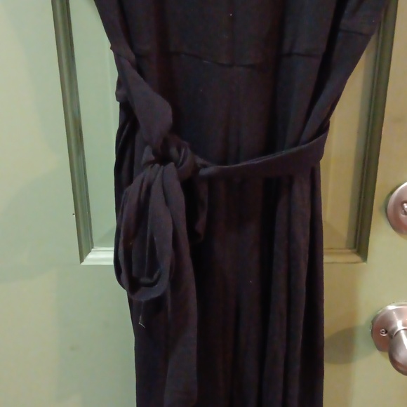 Nwot Old Navy Jump Suit Women's Medium with tie belt - Picture 2 of 4